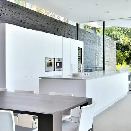 Sleeps 12 Pool Air Con Wifi *