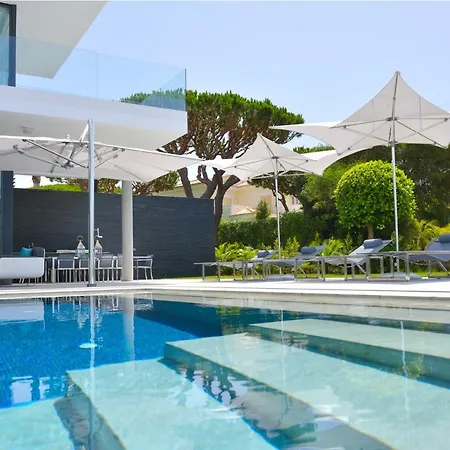 Sleeps 12 Pool Air Con Wifi *